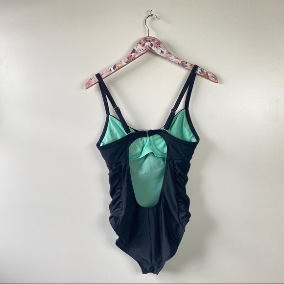 ATHLETA Black Twister Swimsuit! One Piece 36 B/C - Picture 7 of 13